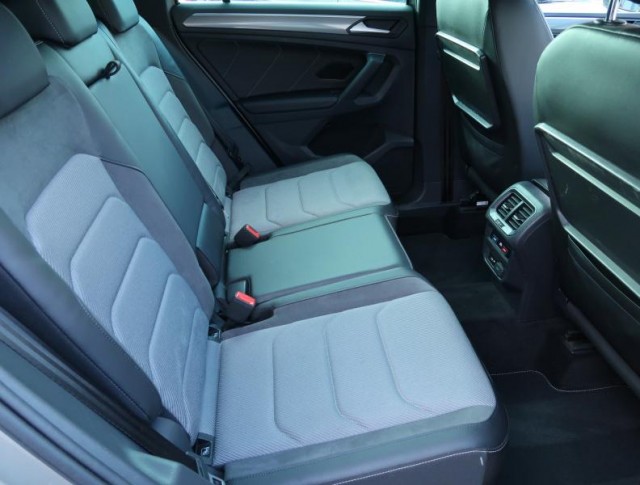 Volkswagen Tiguan  2.0 TDI Highline