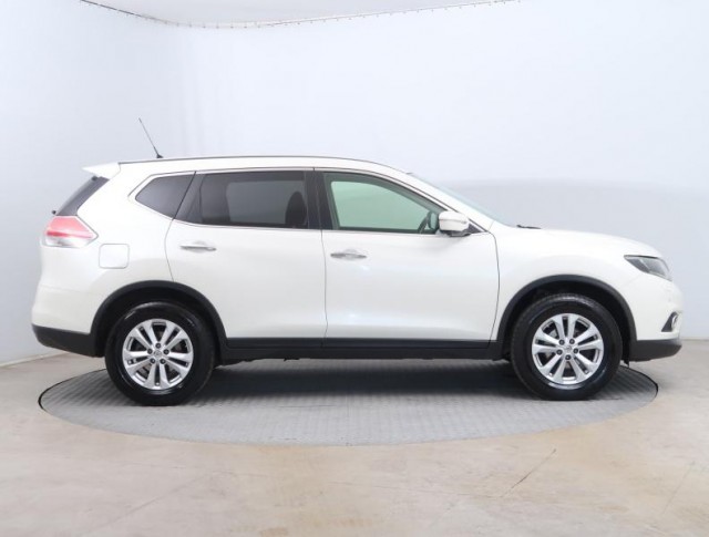 Nissan X-Trail  1.6 dCi 
