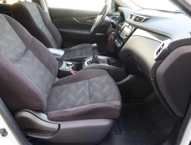 Nissan X-Trail  1.6 dCi 