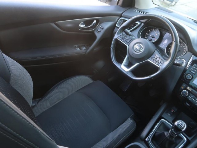 Nissan Qashqai  1.2 DIG-T Acenta