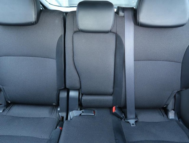 Peugeot 4007  2.2 HDI 