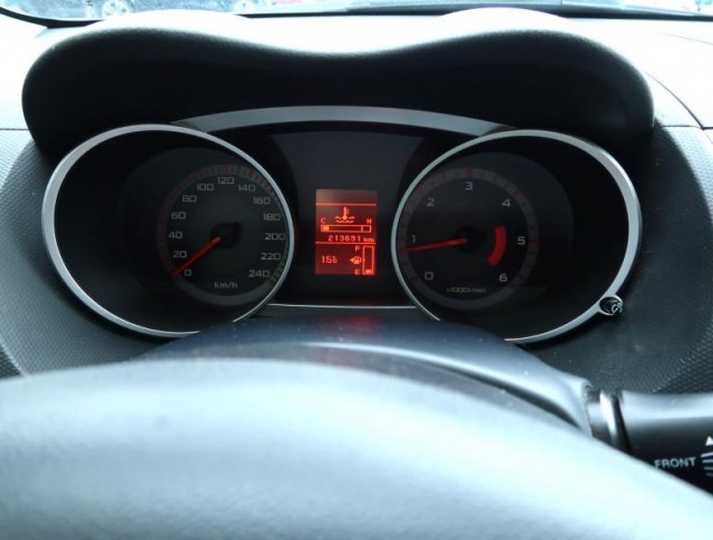 Peugeot 4007  2.2 HDI 