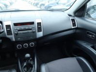 Peugeot 4007  2.2 HDI 