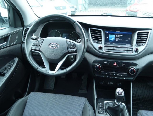 Hyundai Tucson  1.7 CRDi 