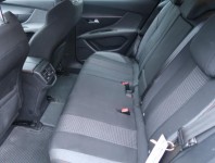 Peugeot 3008  1.2 PureTech Family