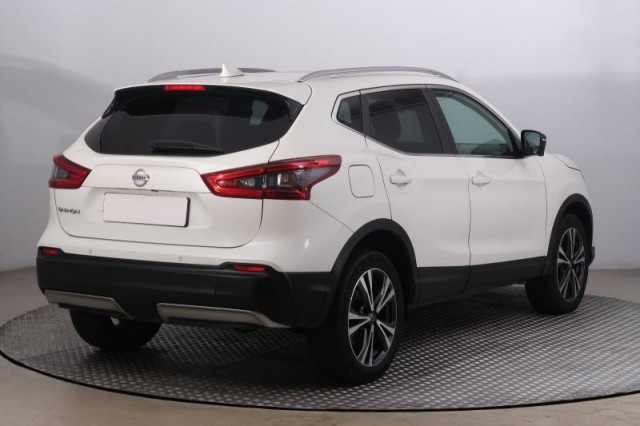 Nissan Qashqai  1.6 DIG-T 