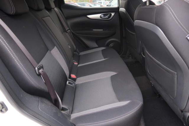 Nissan Qashqai  1.6 DIG-T 