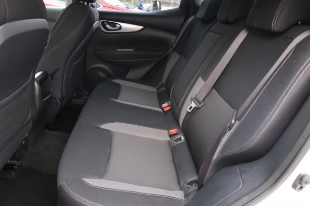 Nissan Qashqai  1.6 DIG-T 