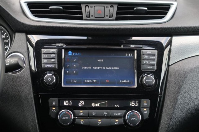 Nissan Qashqai  1.6 DIG-T 