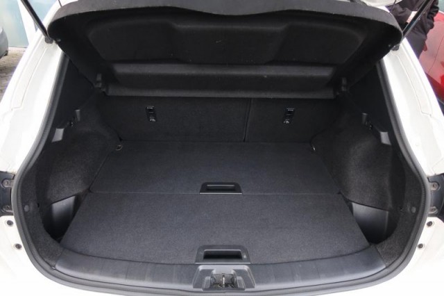 Nissan Qashqai  1.6 DIG-T 