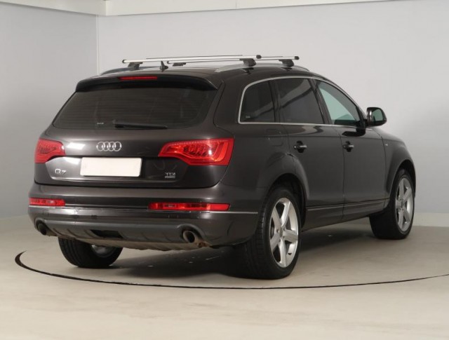 Audi Q7  3.0 TDI S-Line