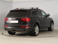 Audi Q7  3.0 TDI S-Line