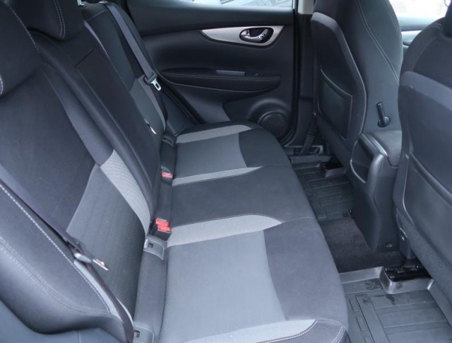 Nissan Qashqai  1.2 DIG-T 