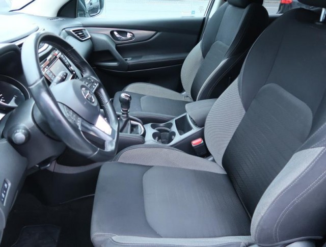 Nissan Qashqai  1.2 DIG-T 