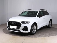 Audi Q3  40 TFSI S line