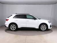 Audi Q3  40 TFSI S line