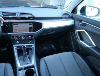 Audi Q3  40 TFSI S line