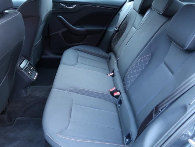 Škoda Kamiq  1.0 TSI 