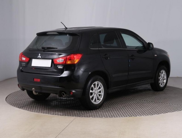 Mitsubishi ASX  1.6 MIVEC 