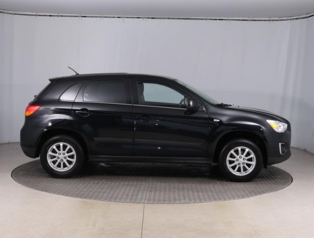 Mitsubishi ASX  1.6 MIVEC 