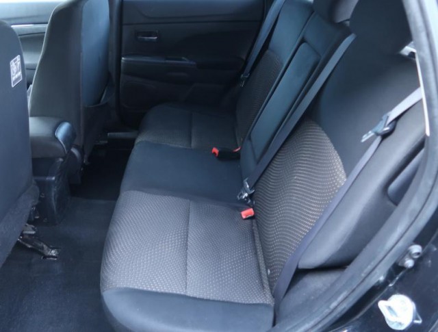 Mitsubishi ASX  1.6 MIVEC 