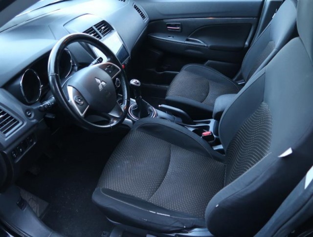 Mitsubishi ASX  1.6 MIVEC 