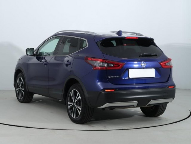 Nissan Qashqai  1.2 DIG-T N-Connecta