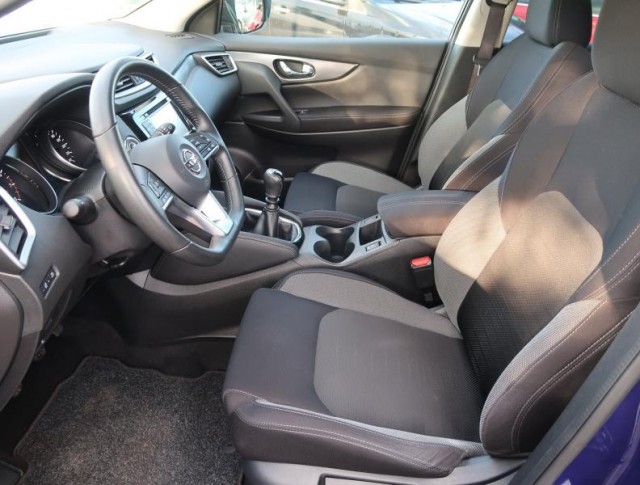 Nissan Qashqai  1.2 DIG-T N-Connecta