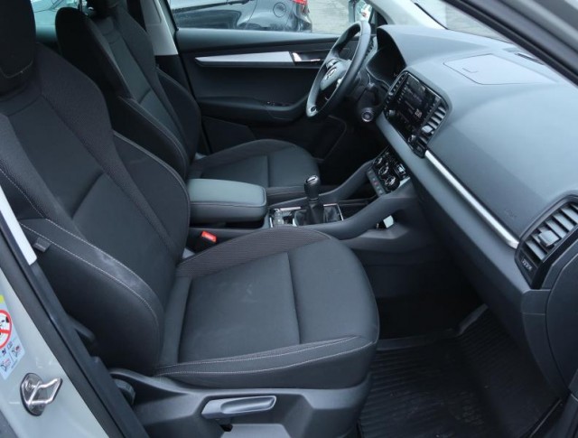 Škoda Karoq  1.5 TSI Fresh