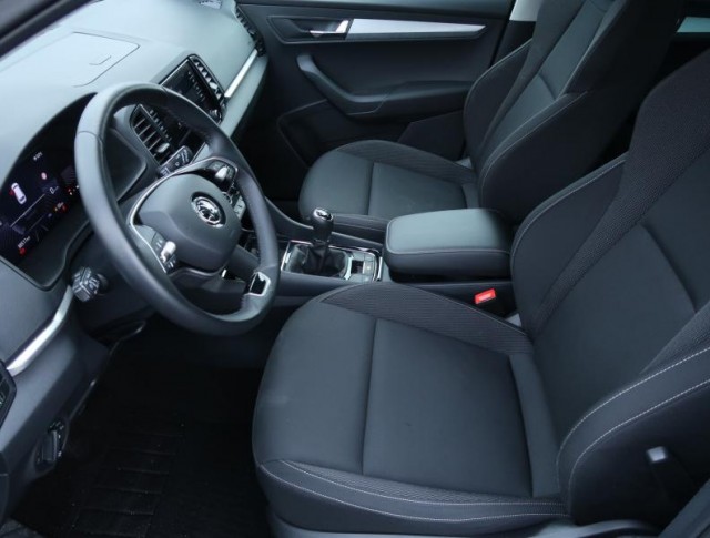 Škoda Karoq  1.5 TSI Fresh