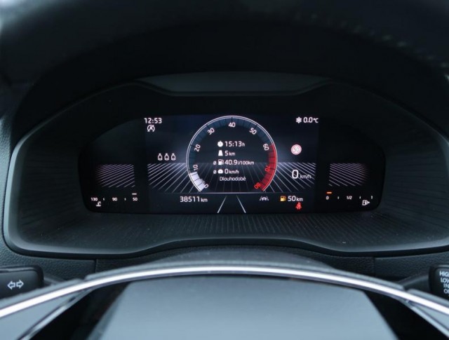 Škoda Karoq  1.5 TSI Fresh