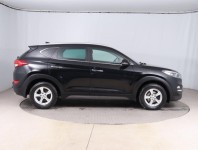 Hyundai Tucson  2.0 CRDi 