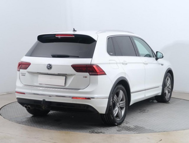 Volkswagen Tiguan  1.4 TSI R-Line