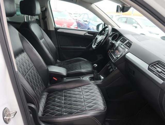 Volkswagen Tiguan  1.4 TSI R-Line