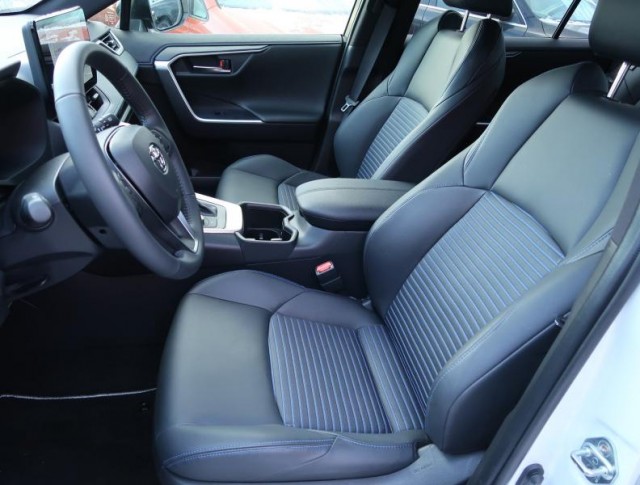 Toyota RAV 4  2.5 Hybrid Selection