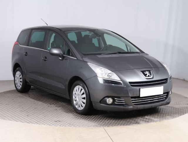Peugeot 5008  1.6 HDi 