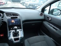 Peugeot 5008  1.6 HDi 