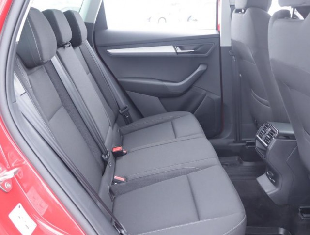 Škoda Karoq  1.5 TSI Fresh