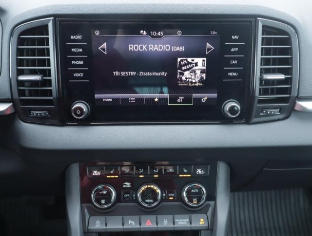 Škoda Karoq  1.5 TSI Fresh