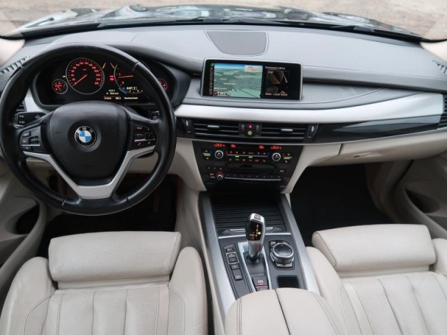 BMW X5  xDrive30d xLine