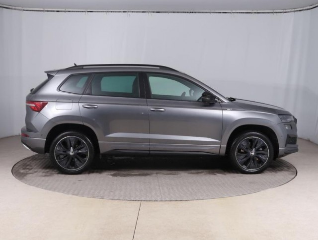 Škoda Karoq  1.5 TSI Sportline