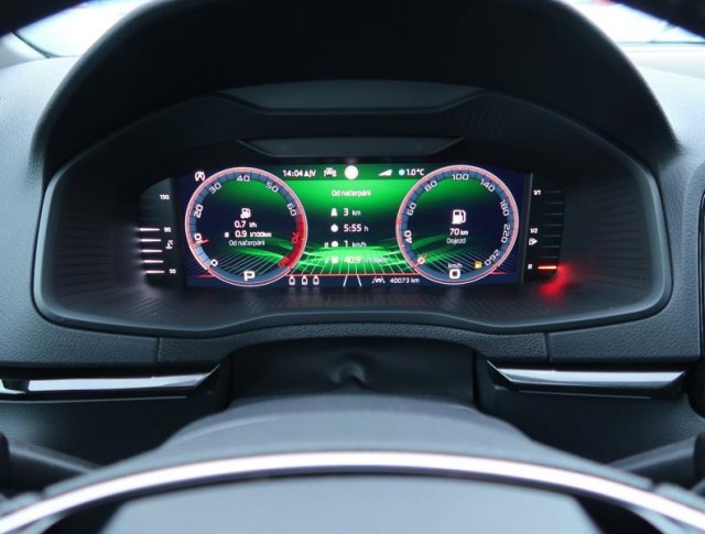 Škoda Karoq  1.5 TSI Sportline