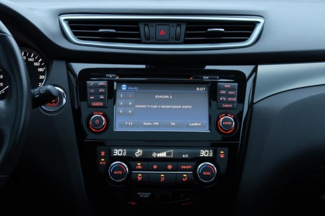 Nissan Qashqai  1.2 DIG-T Comfort