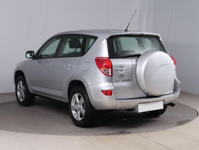 Toyota RAV 4  2.0 VVT-i Selection