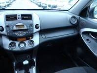 Toyota RAV 4  2.0 VVT-i Selection