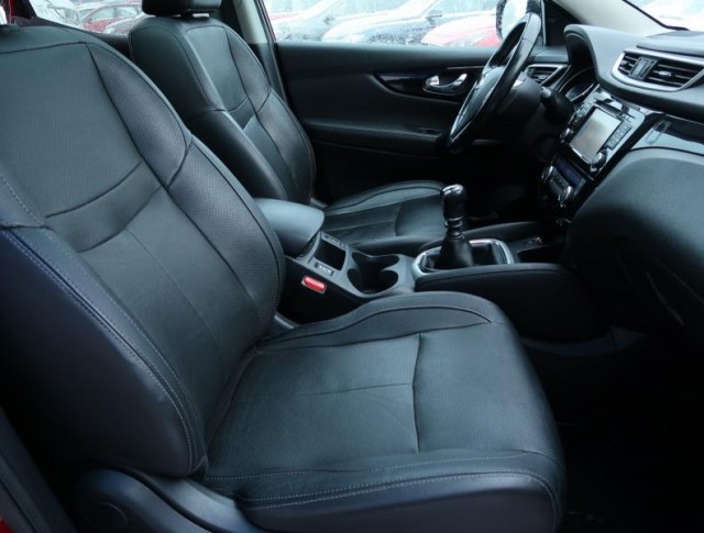 Nissan Qashqai  1.5 dCi 