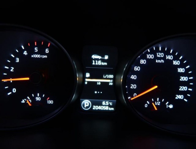 Kia Sportage  2.0 CRDi 