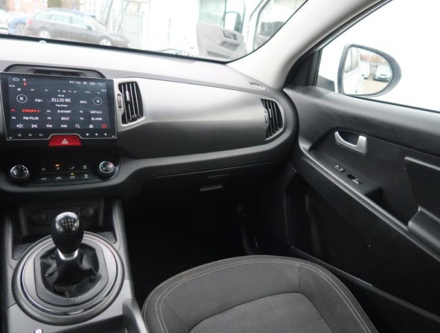 Kia Sportage  1.7 CRDi 