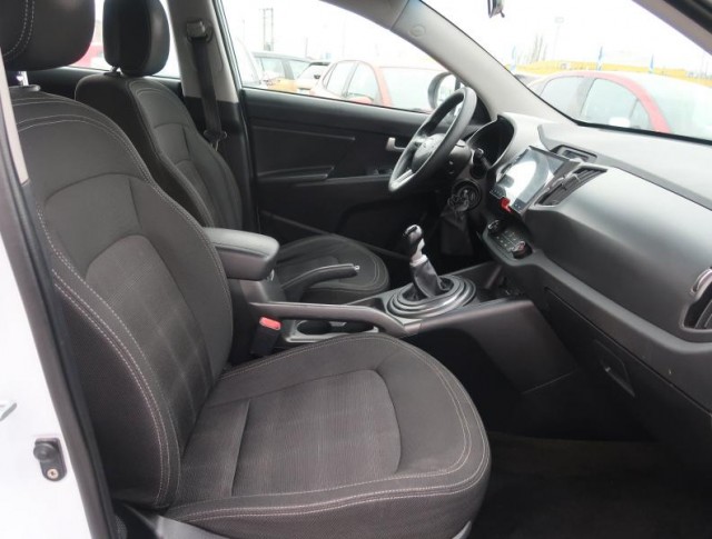 Kia Sportage  1.7 CRDi 