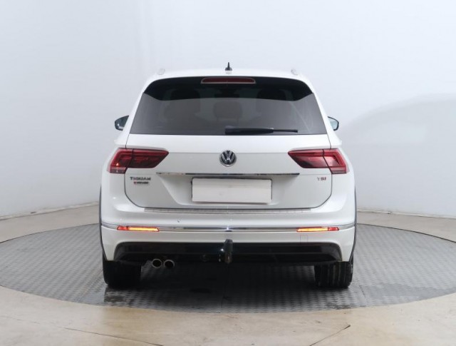 Volkswagen Tiguan  1.4 TSI R-Line